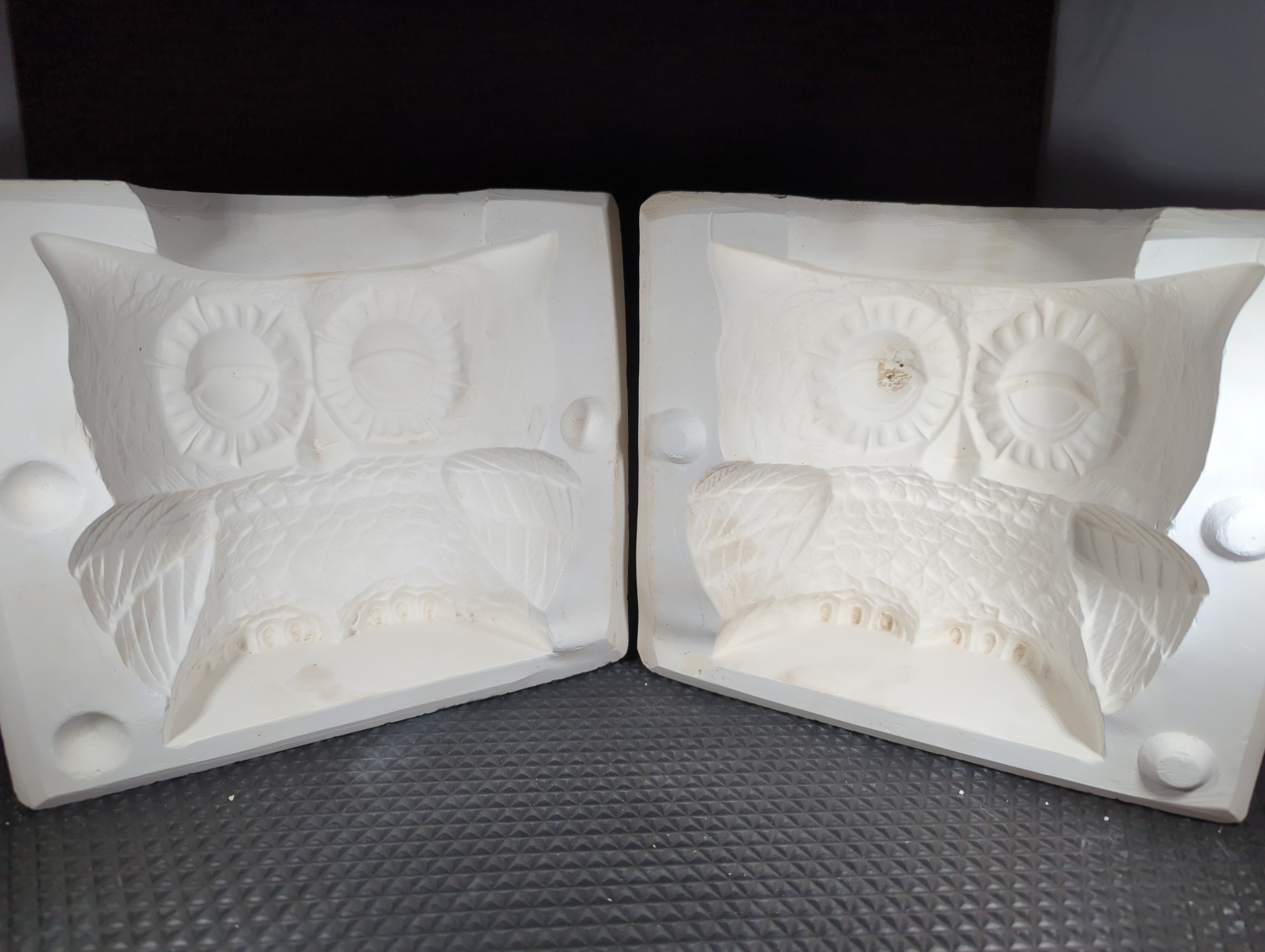 CM0206 - Large Two Face Owl Planter