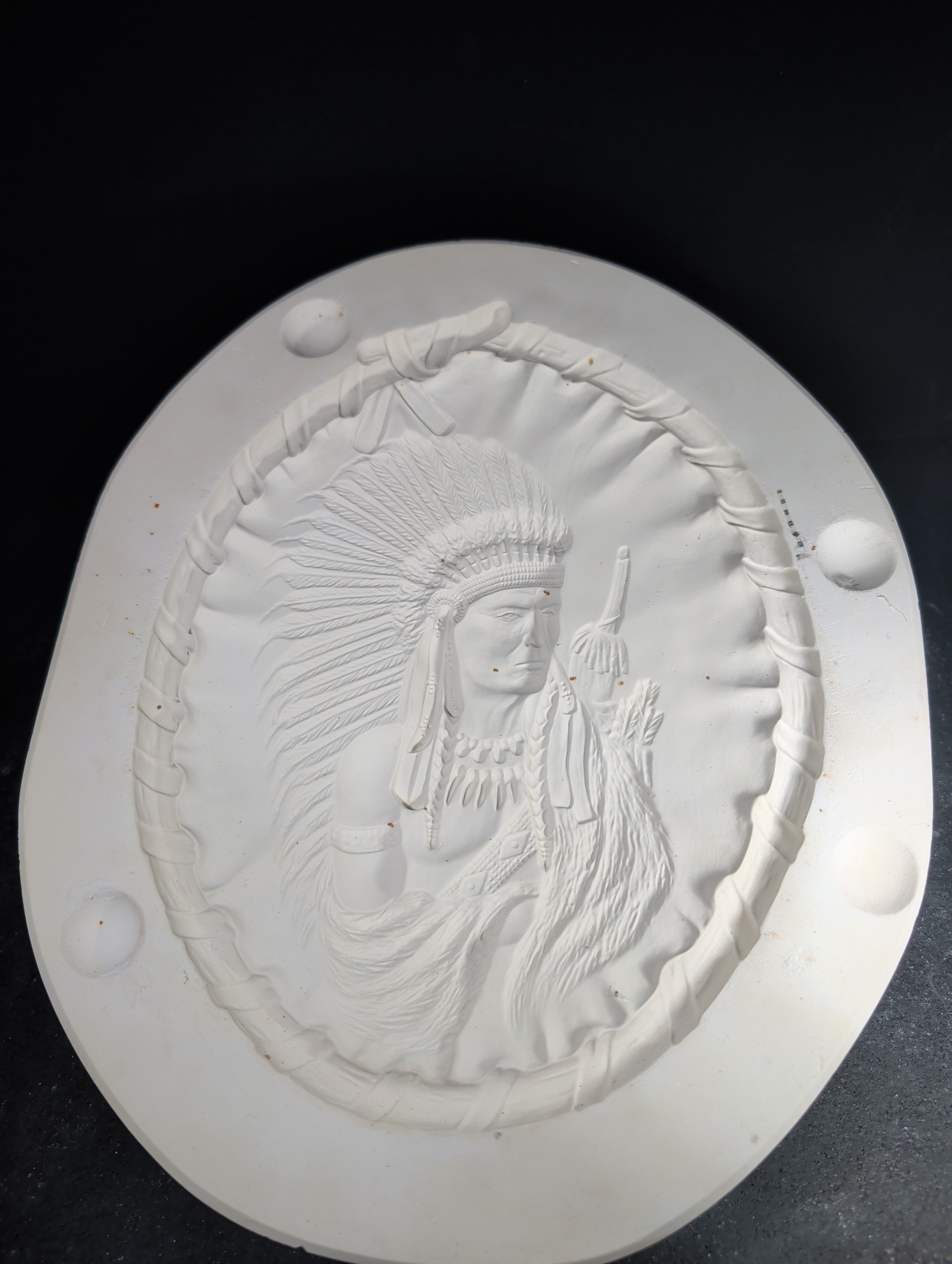 CM0023 - 2349 Kimple Chief Shield 9"T