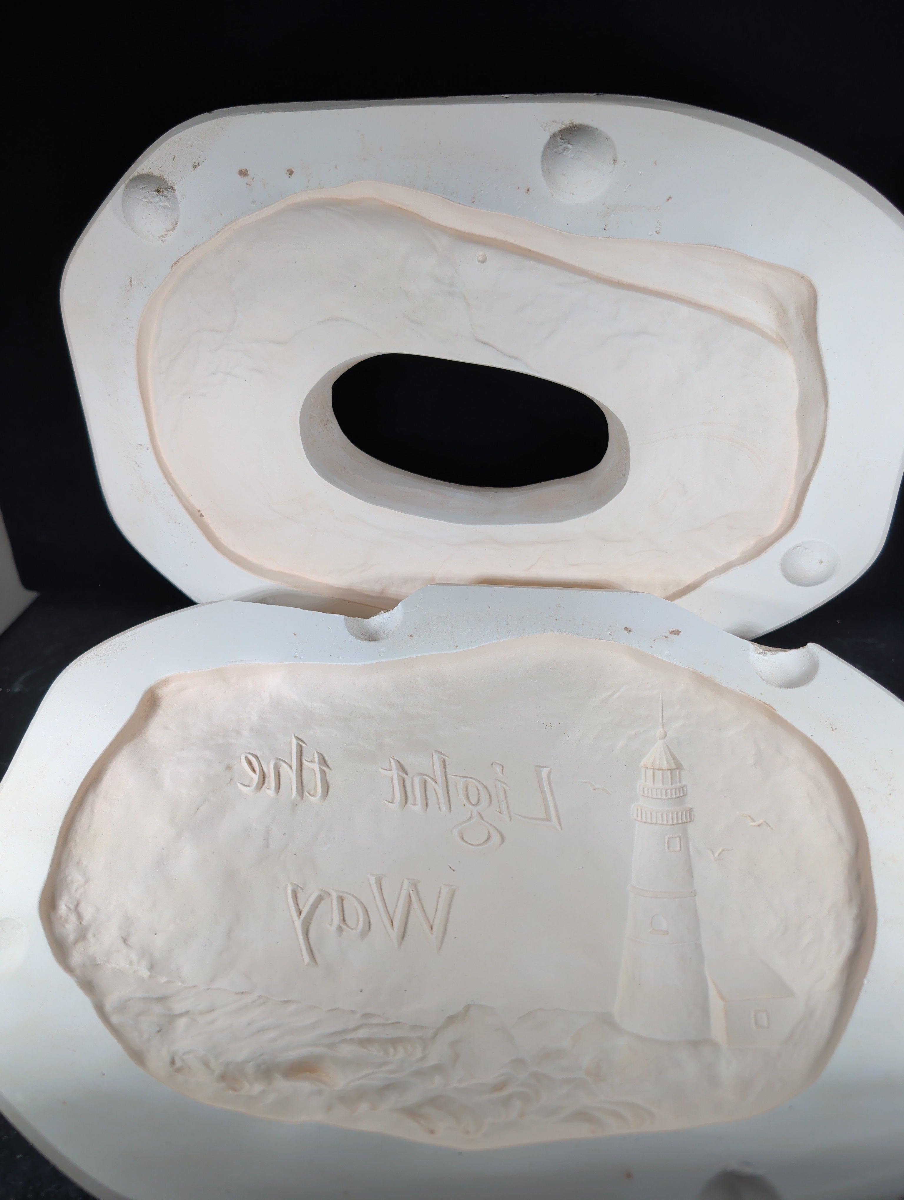 CM0039 - 3231 CPS- Kimple Lighthouse Rock