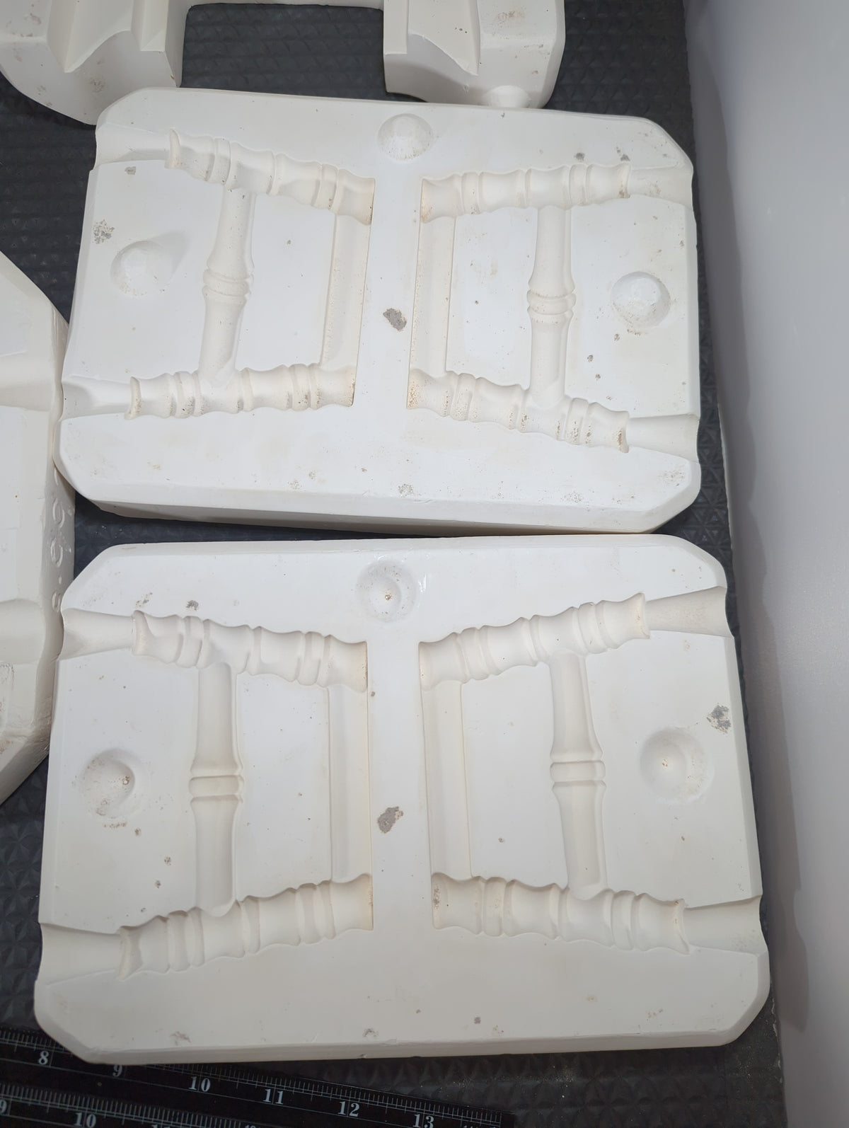 CM1330 - S-992 & S-994 Scioto 8.5" Rocking or Straight Chair (3Pcs) Mold