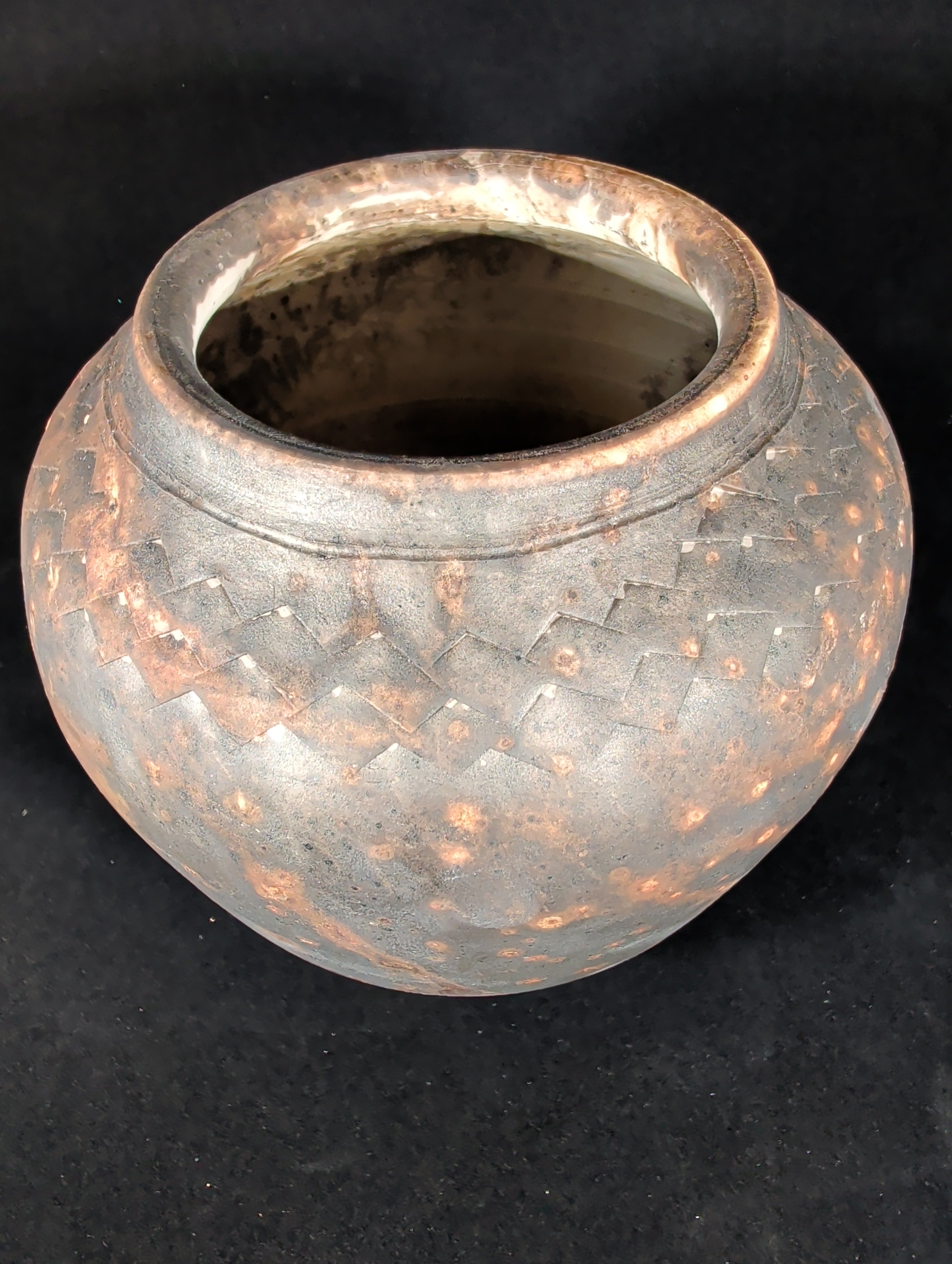 CMA0022 - Carved Vase by Dhruv