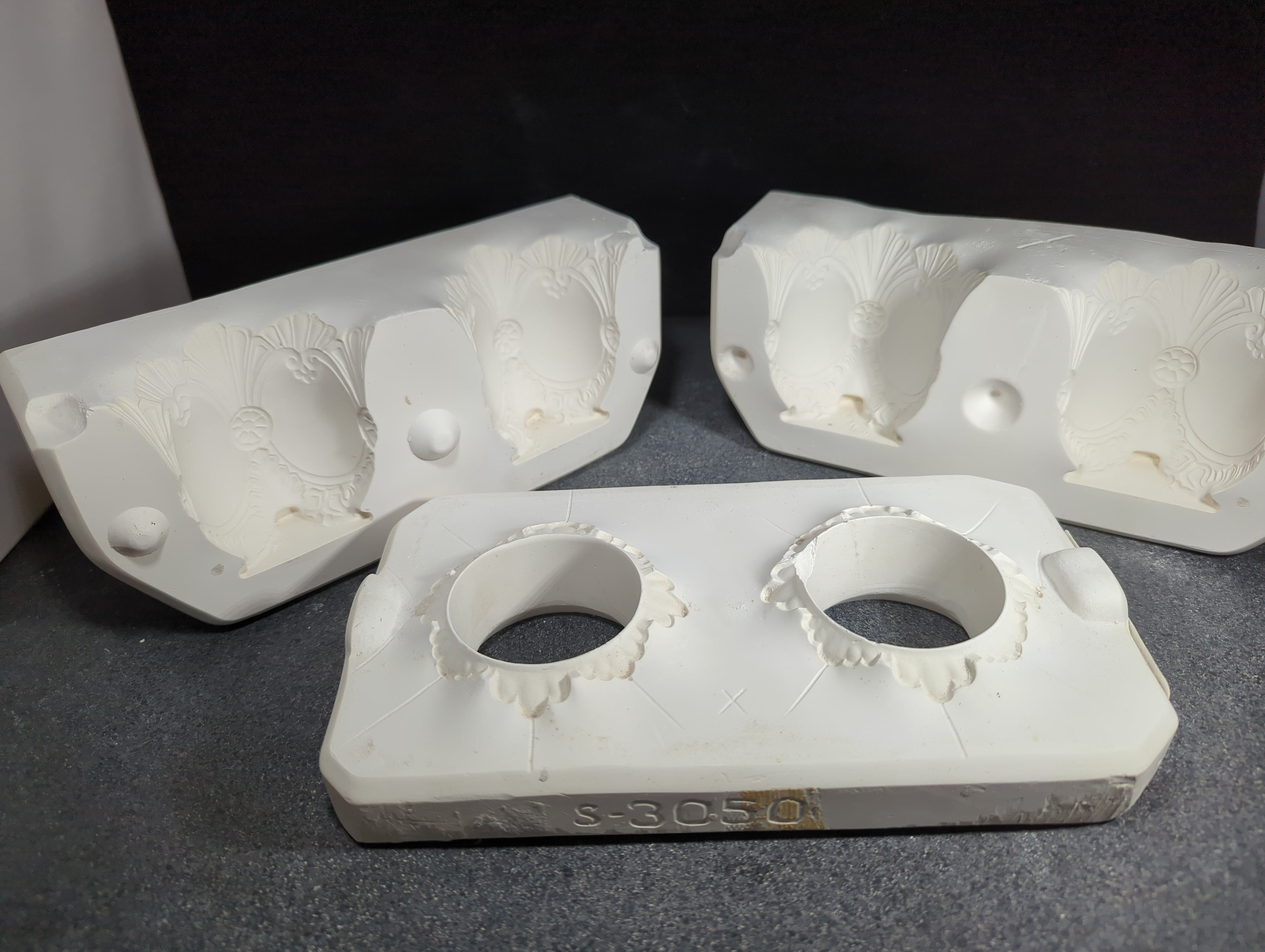 CM0168 - S-3050 Scioto (2) Victorian Nut Cups