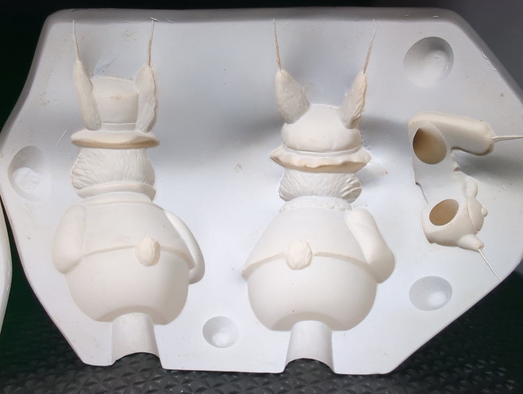 CM0205 - S-2384 Scioto Grandma and Grandpa Roly-Poly Rabbits