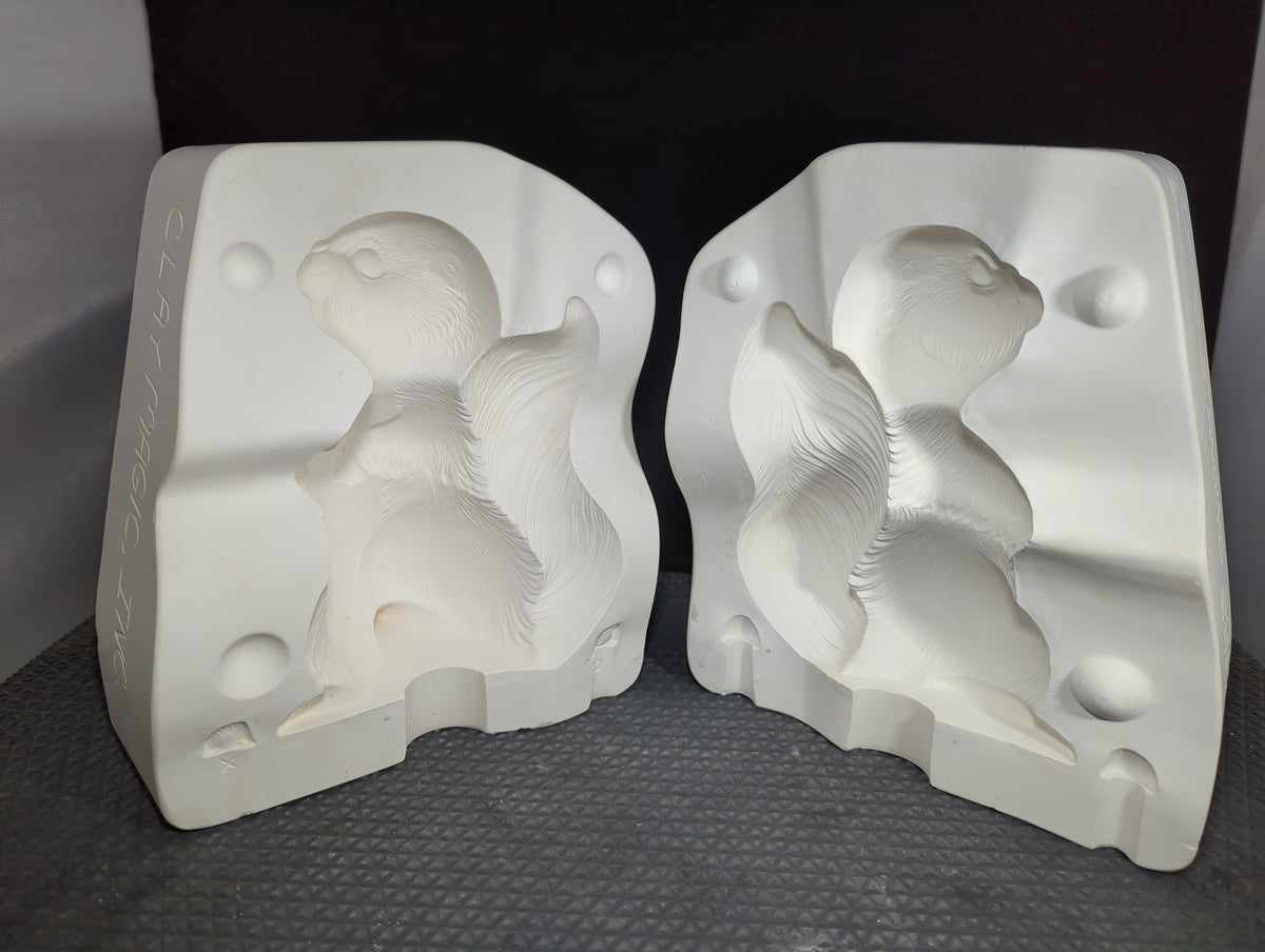 CM1325 - J-508 Clay Magic Standing Squirrel Mold
