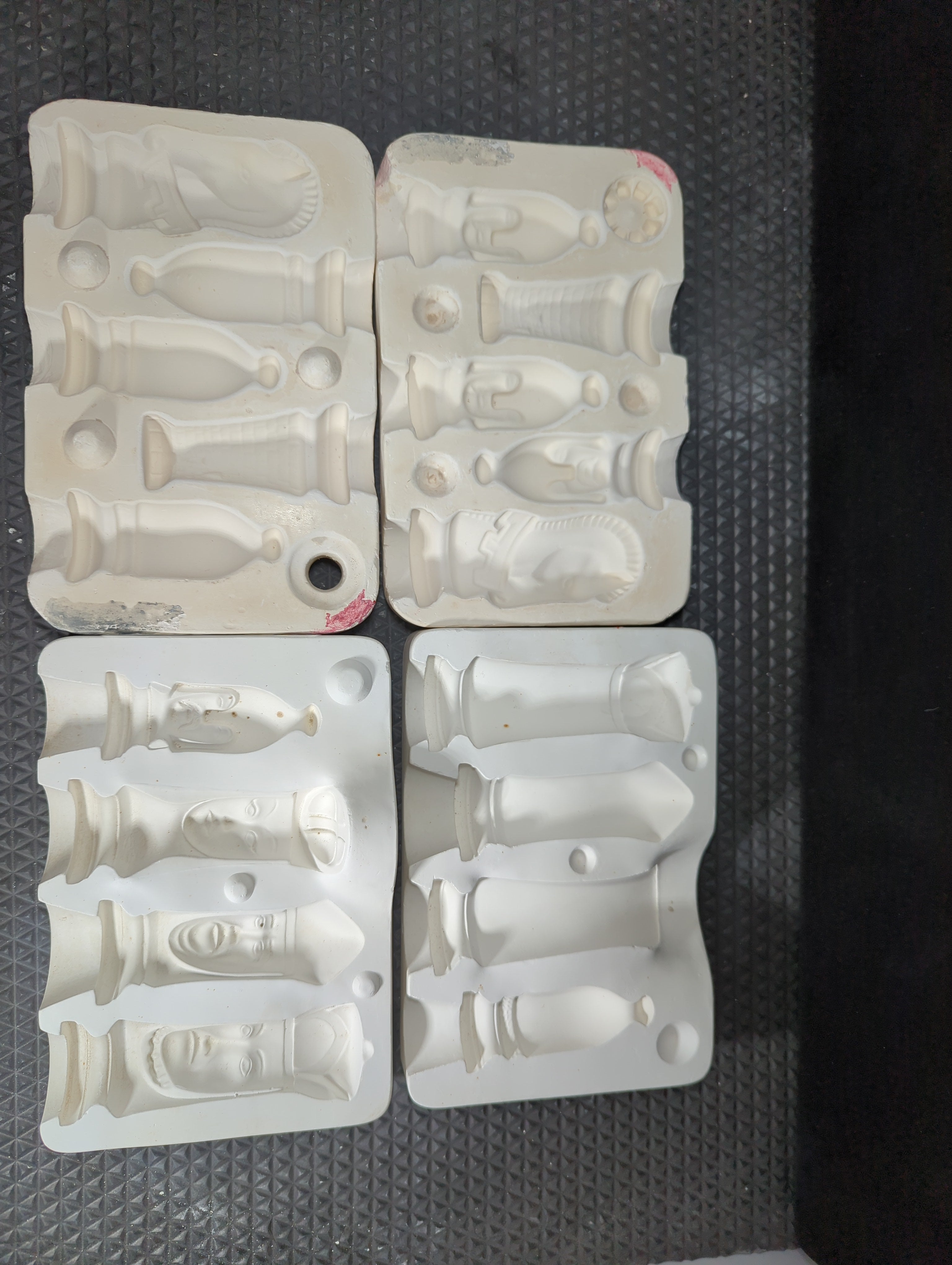 CM0756 - DM 167 DM 168 Duncan Chess Set