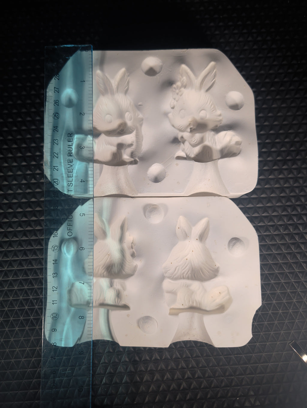 CM0230 - 78 Riverview Bunnies