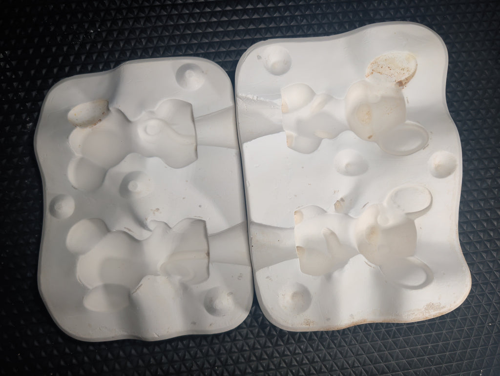 CM0221 - #32 Big D Molds Mice