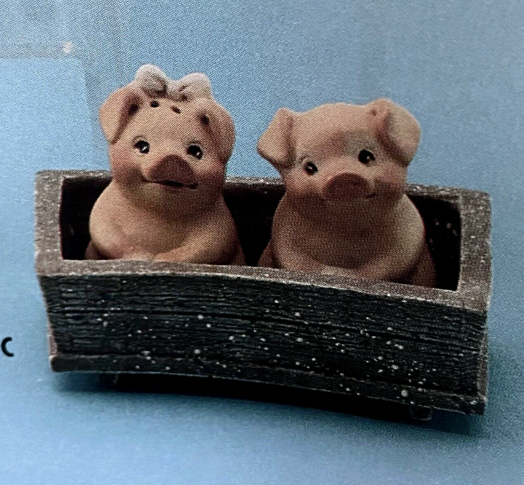 CM0096 - DM-239C Duncan Piglet Salt and Pepper
