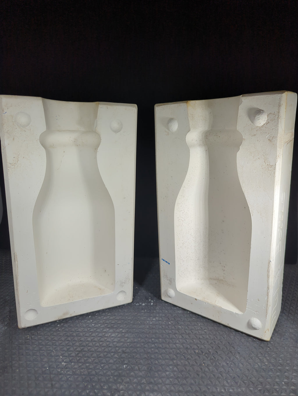 CM0791 - 296 Boothe Milk Bottle