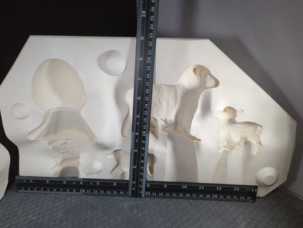 CM1273 - DM 542B Duncan Sweet Pretenders Nativity Scene Shepherd & Lamb Mold 6 of 6