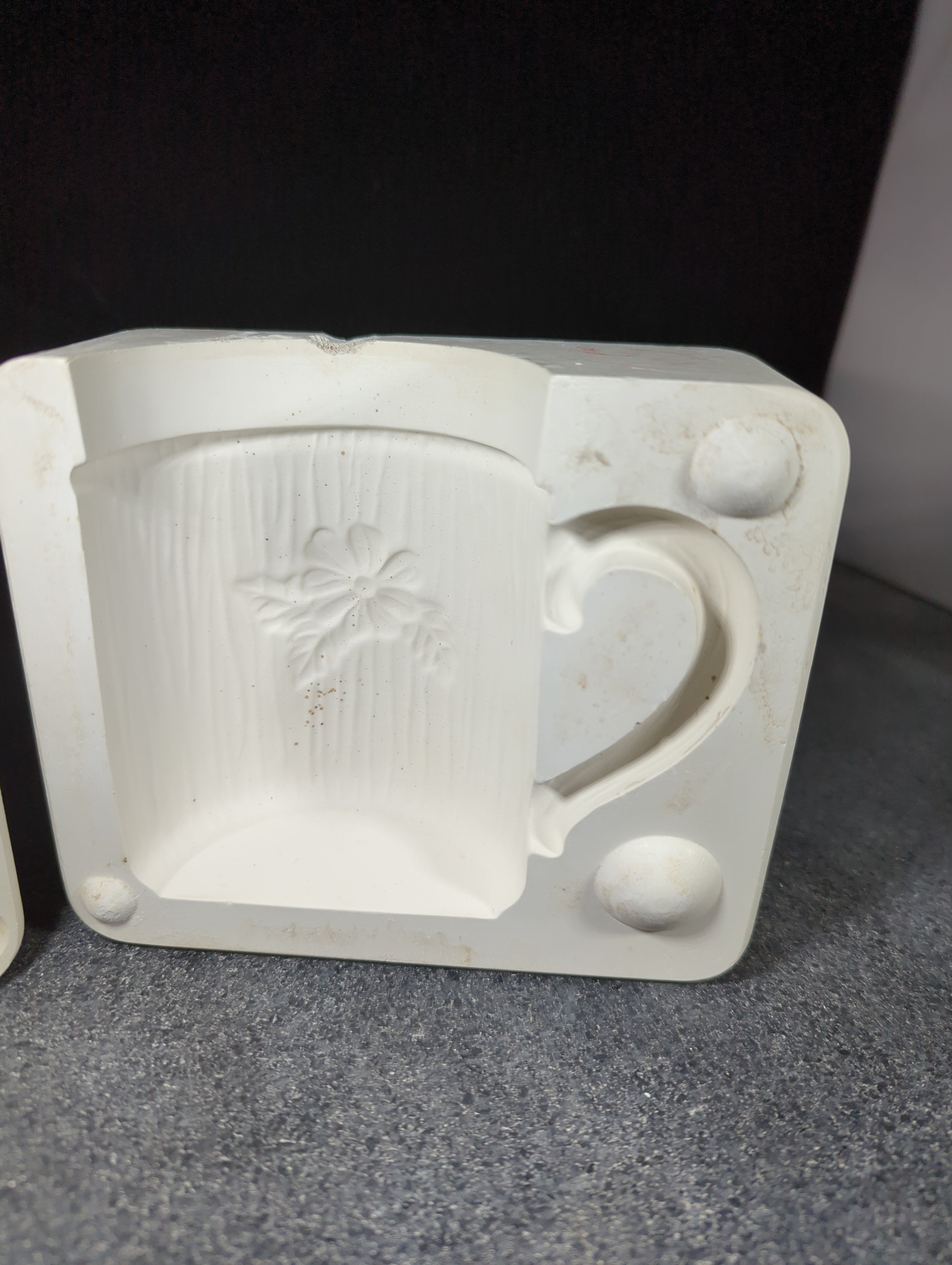 CM0160 - R664 Flower and Butterfly Cup