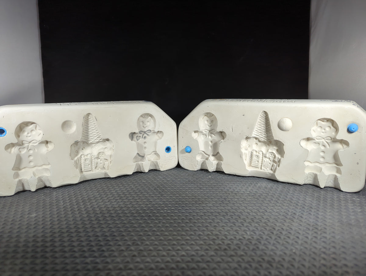 CM1360 - M1304 Mayco Gingerbread Boy, Girl & House Orn Mold