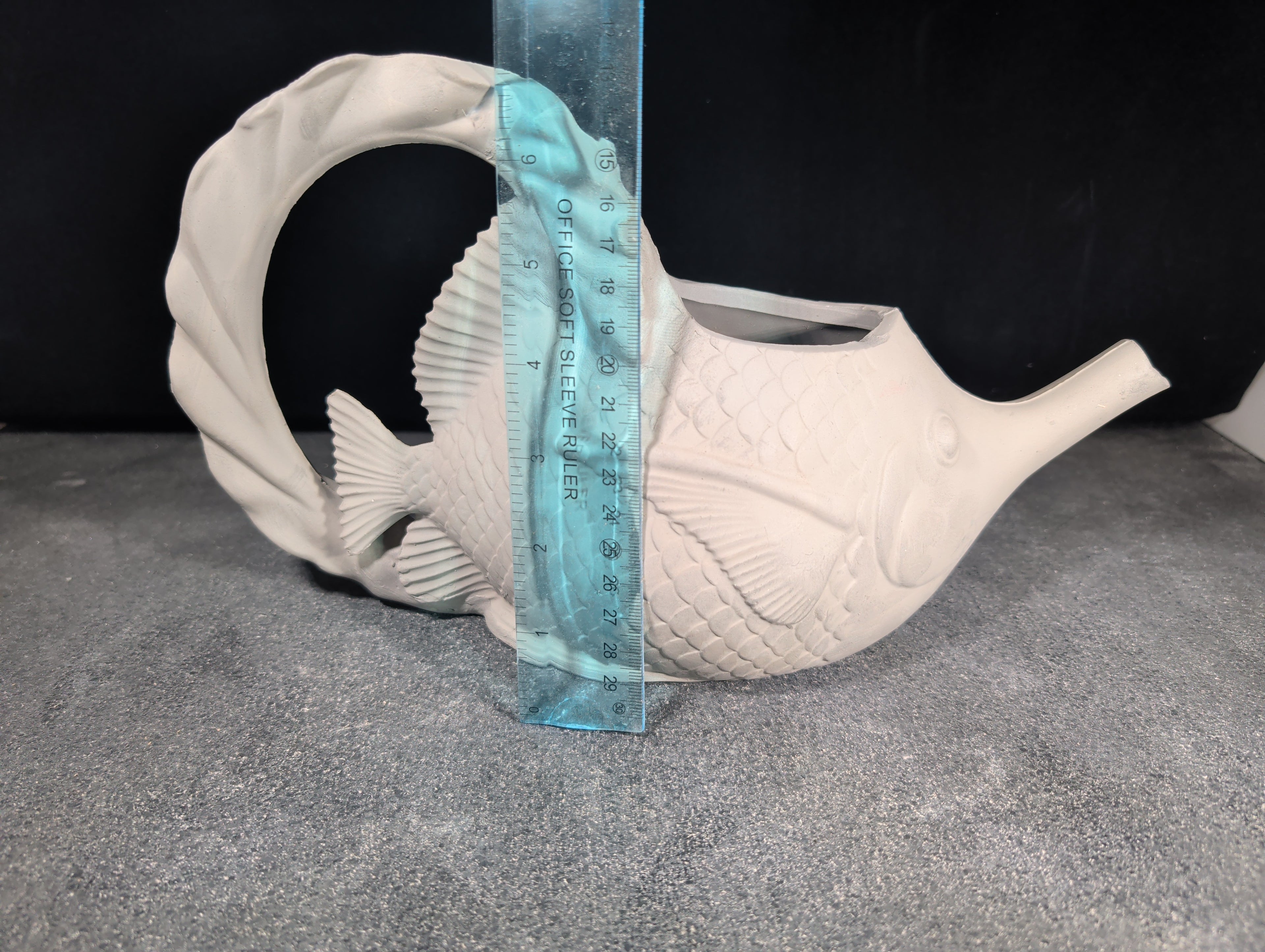 CM0131 - Fish Water Can Greenware