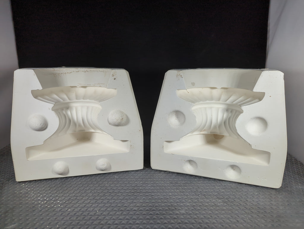 CM1336 - A477 Atlantic Large Round Base/Stand Mold