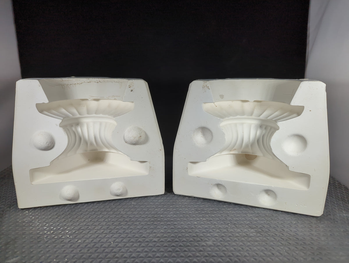 CM1336 - A477 Atlantic Large Round Base/Stand Mold