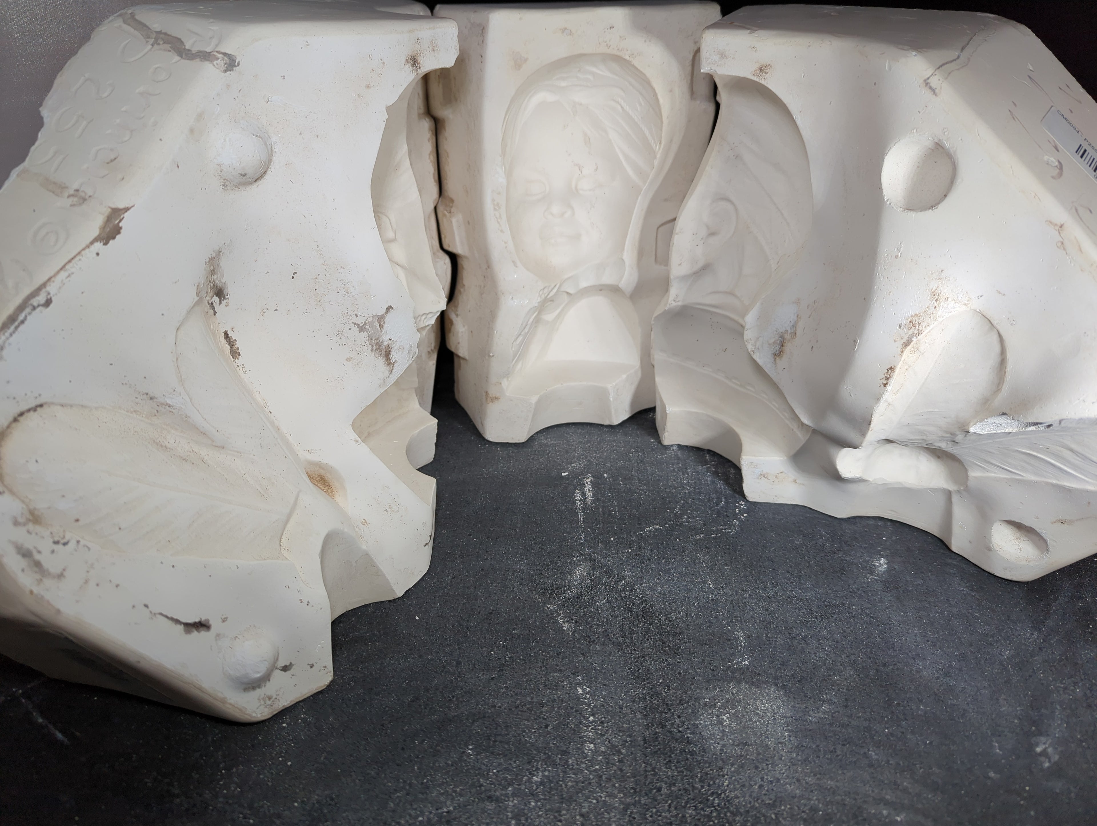 CM0084 - P255 Provincial Indian Feather Boy