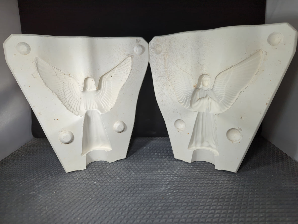 Duncan DM-567 A Nativity Set Angel plaster casting mold, listed as used, good condition