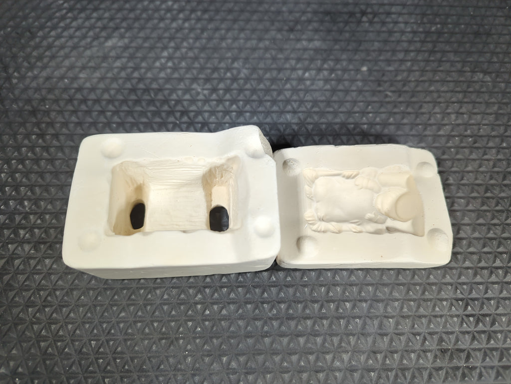 Unknown #74-77 Child Nativity Shepherd, Mary and Joseph and Angels Molds (4Pcs) plaster casting mold, used condition, view 5