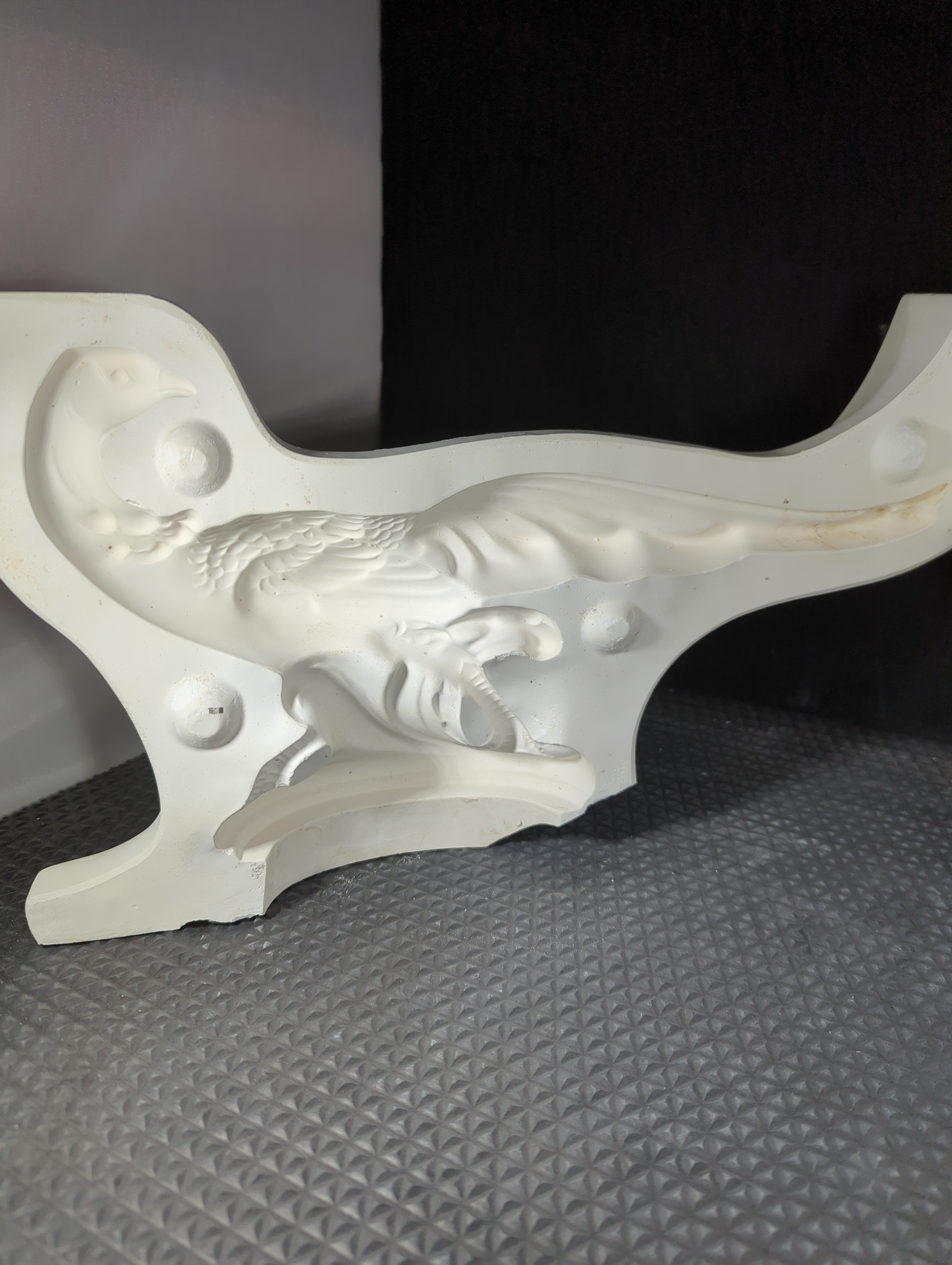 CM0336 - A Jodi Mold - Bird