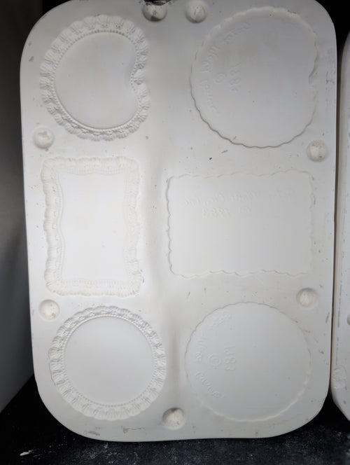 CM0029 - 249 Gator 6 Fancy Boxes (No lids)