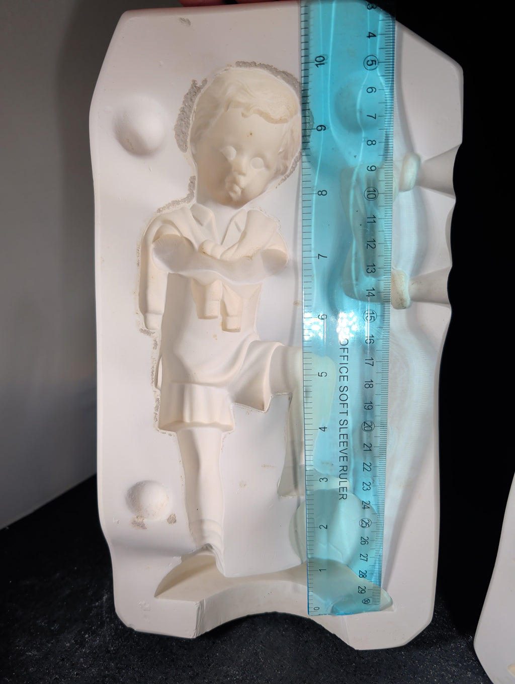 CM0057 - J1527 Clay Magic White Soccer Player Boy