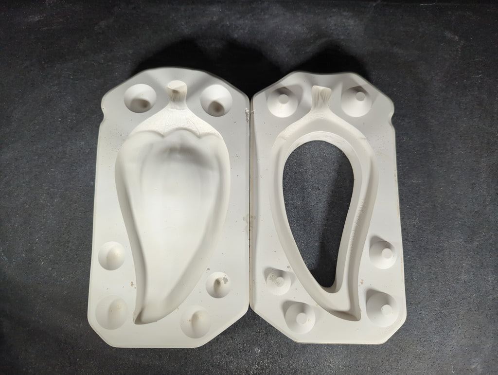 CM0102 - JK814 Kay Jay Chile Pepper Spoon Rest