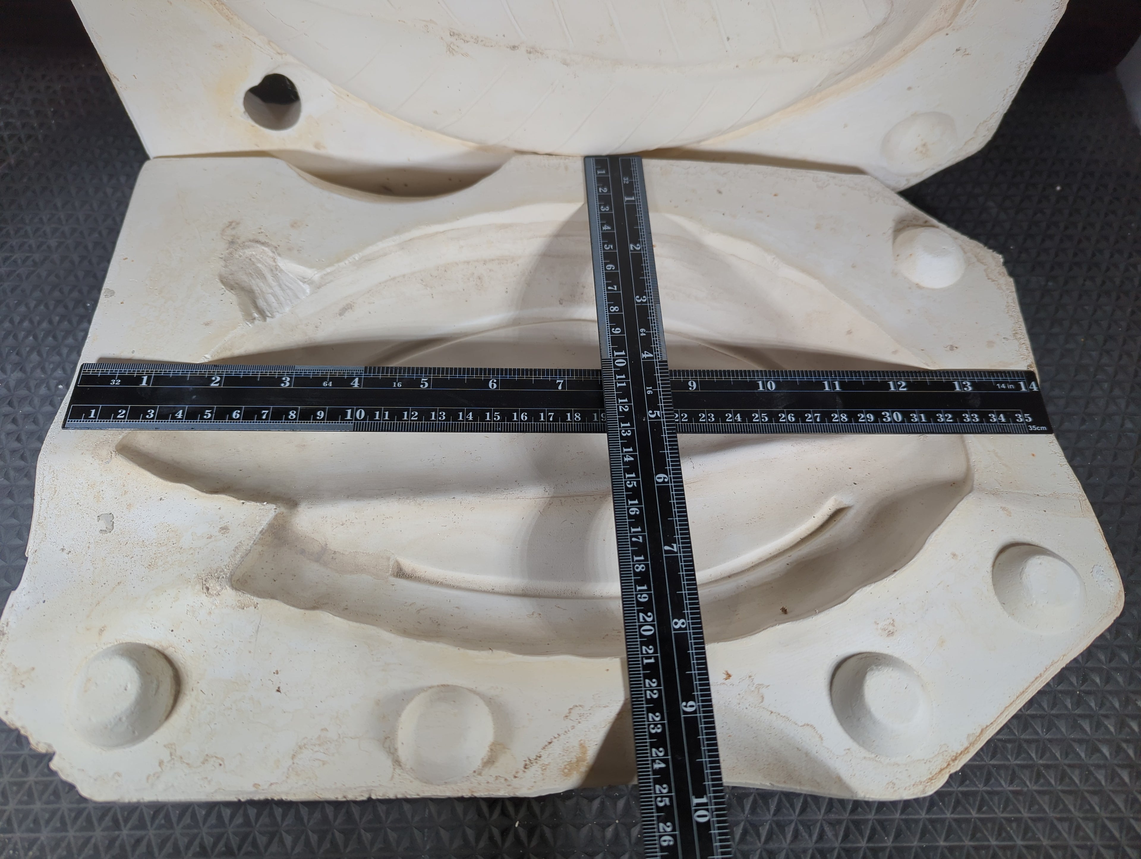 CM0897 - Leaf Dish