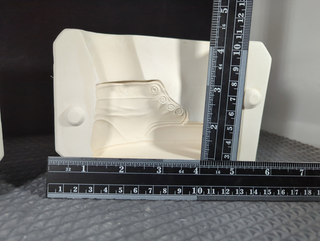 DM-672 Duncan Baby Shoe plaster casting mold, used, great condition, view 2