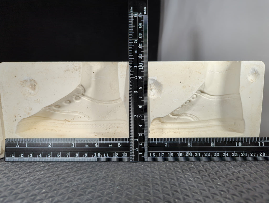 CM0673 - Small Kid Shoes