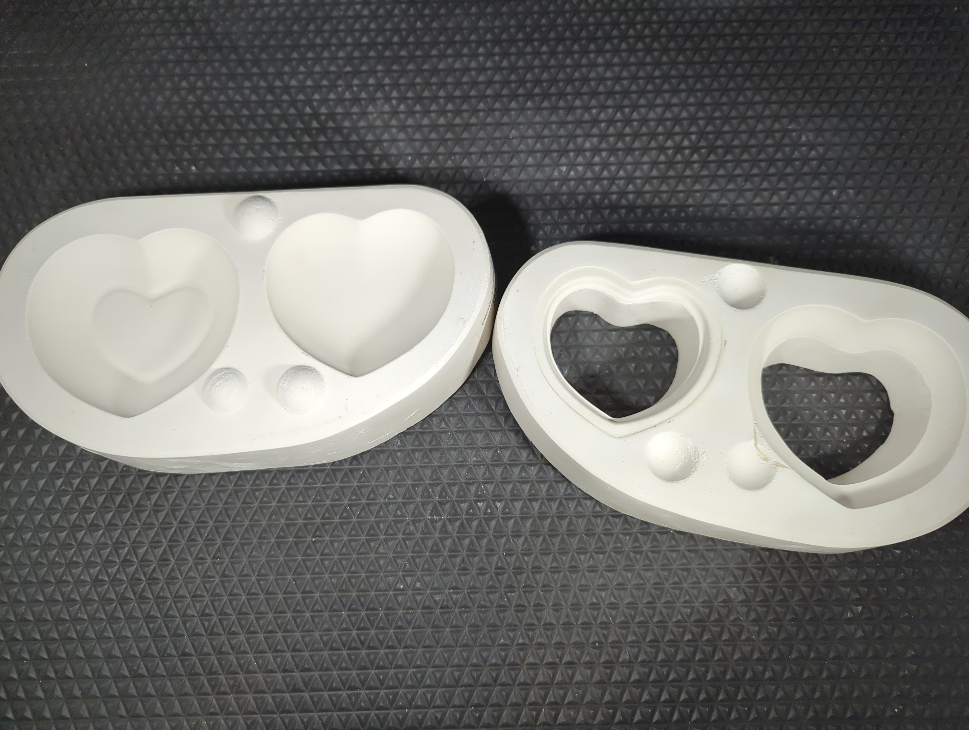 CM0346 - 553 Kimple Small Heart Box with Lid