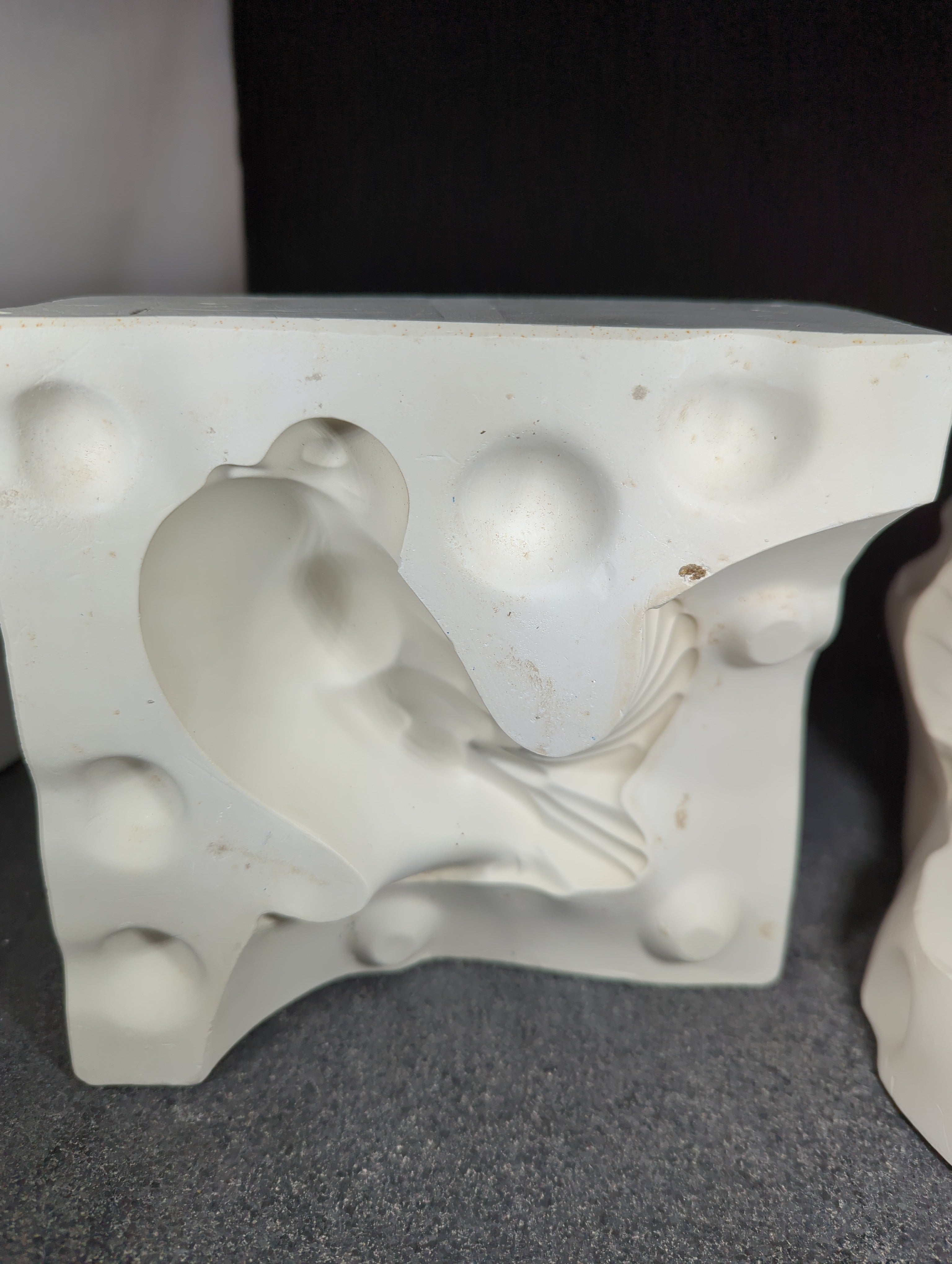 CM0158 - C-16 Alberta's Dove