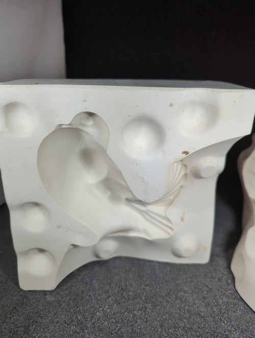 CM0158 - C-16 Alberta's Dove Mold