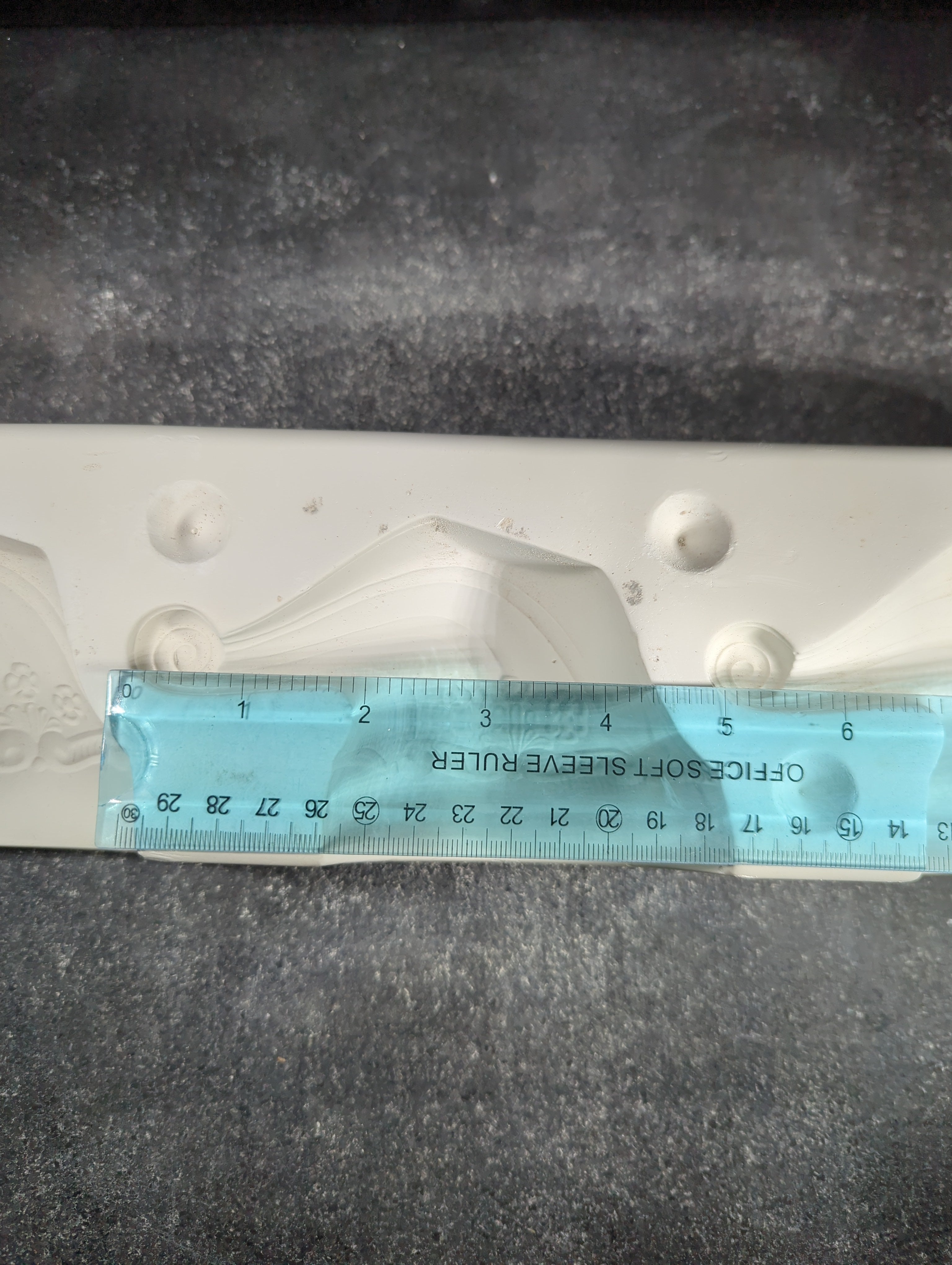 CM0091 - D-789 Dona's Three Mini Carved Victorian Cornucopias