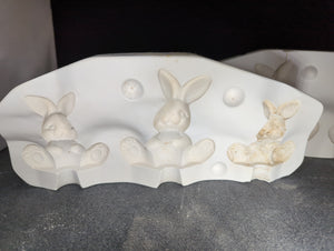 CM0195 - J1328 Clay Magic Three Little Bunnies