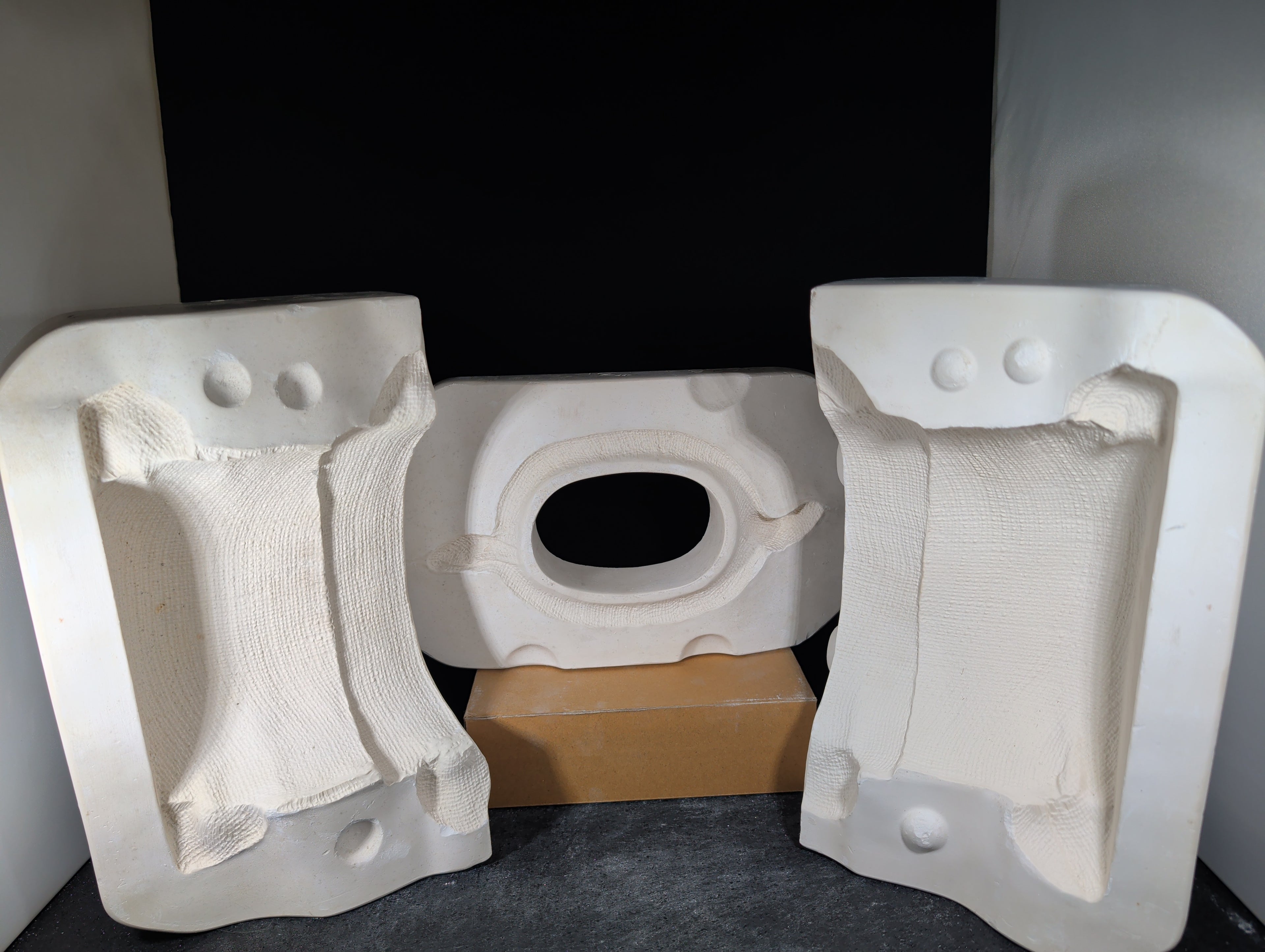 CM0024 - J1028 Clay Magic Medium Burlap Cannister #3 65" T