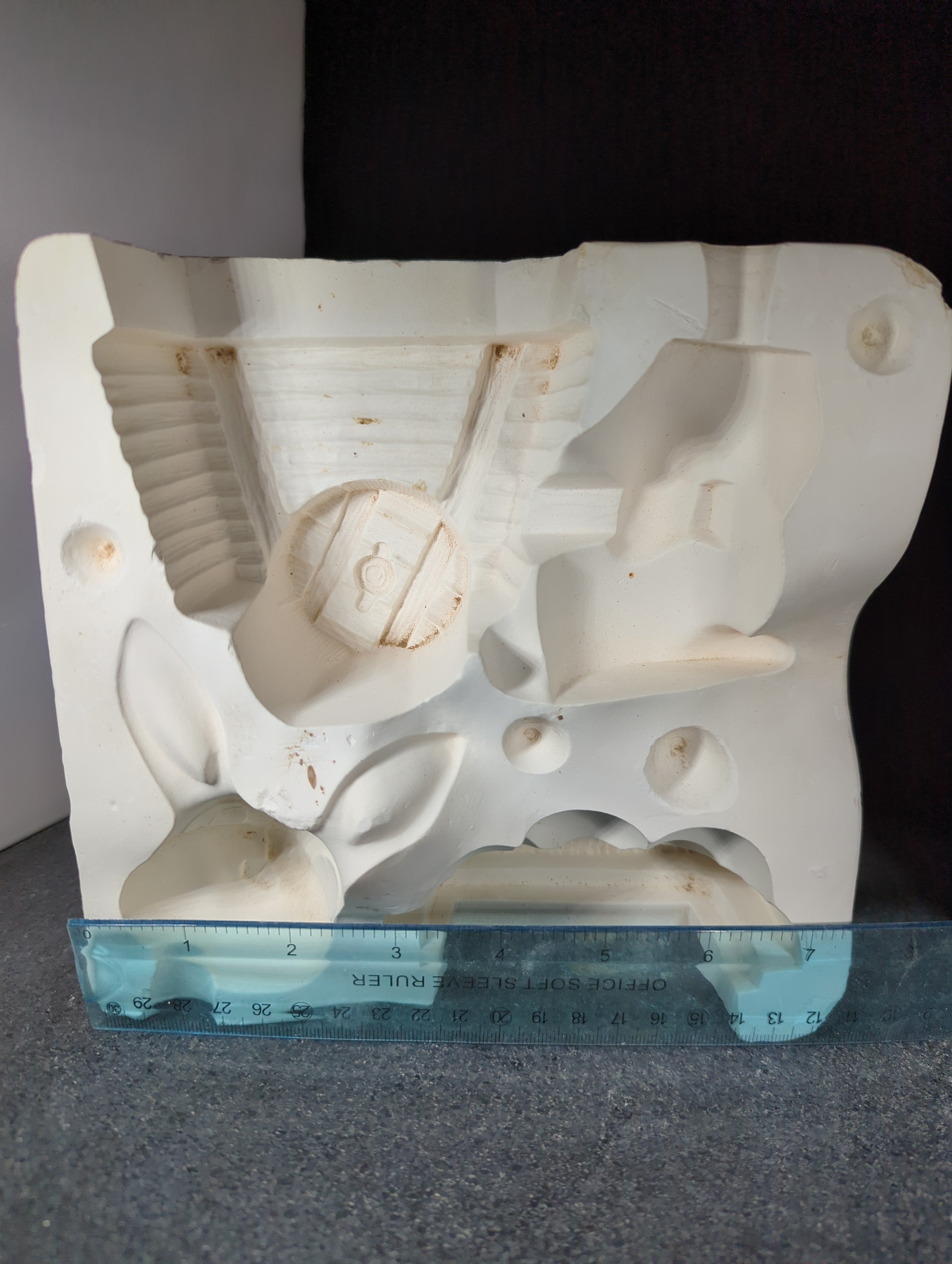 CM0194 - DM 272 Duncan Bunny and Cart