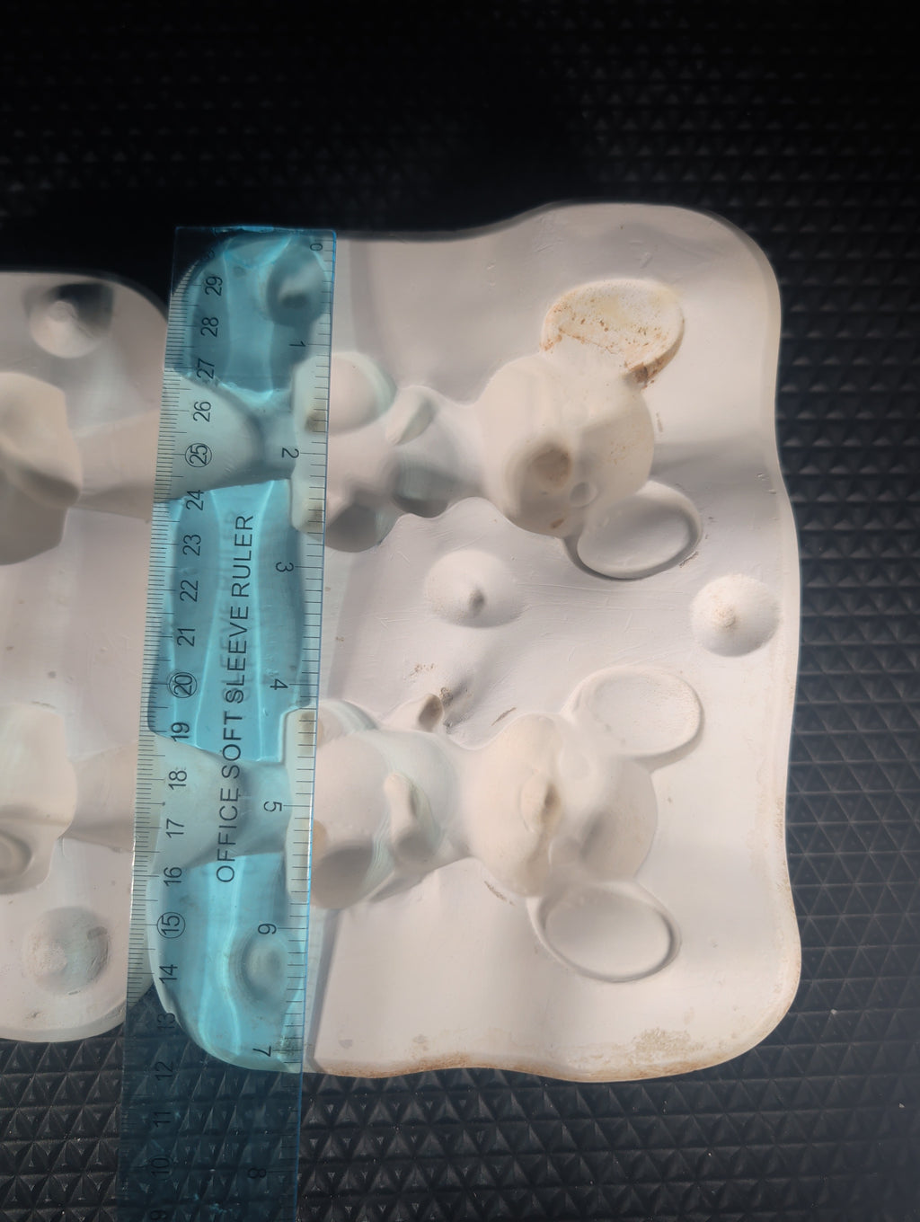 CM0221 - #32 Big D Molds Mice