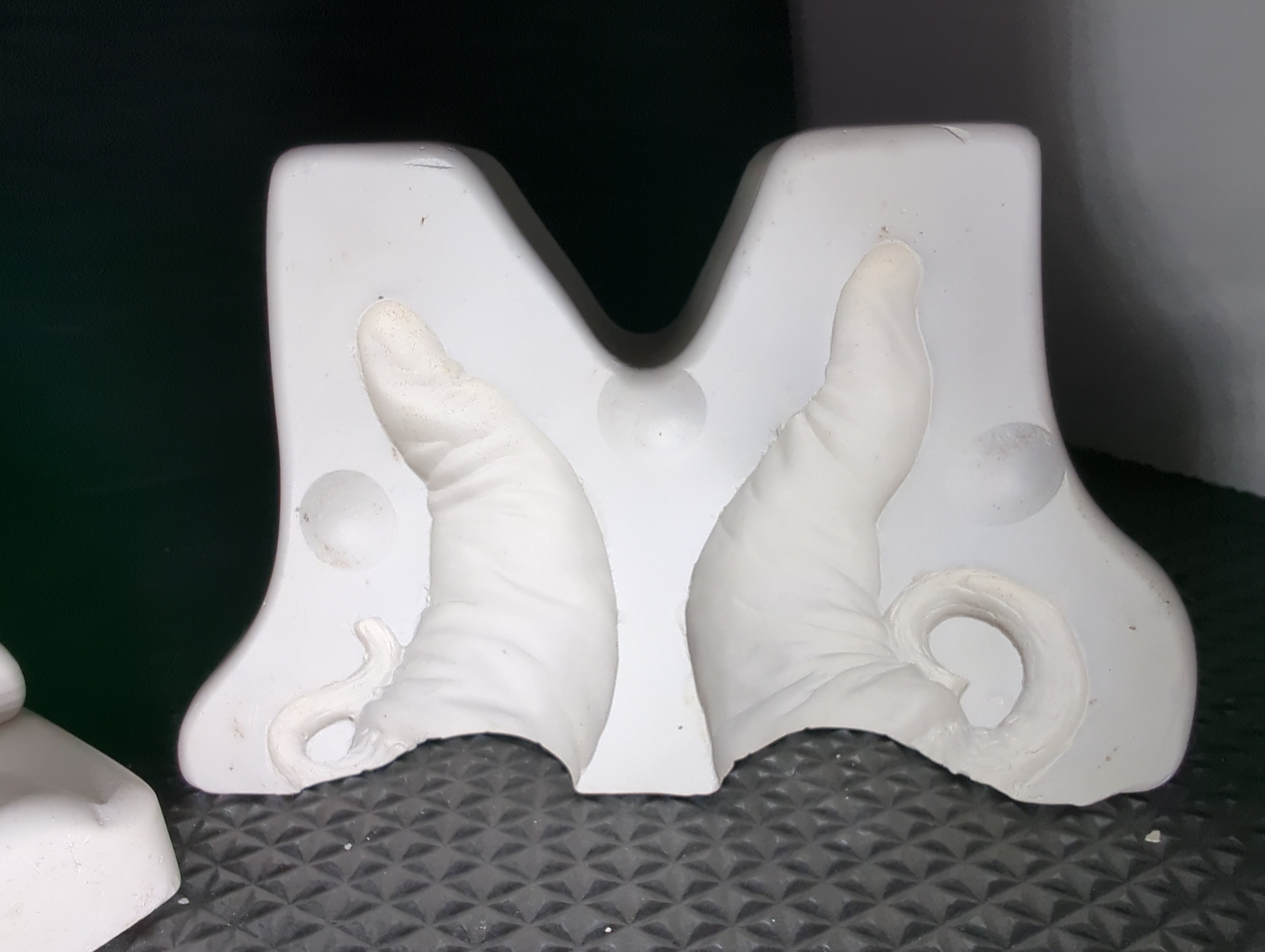 CM0207 - NM-2169 Nowell's Chile Pepper S&P Shakers