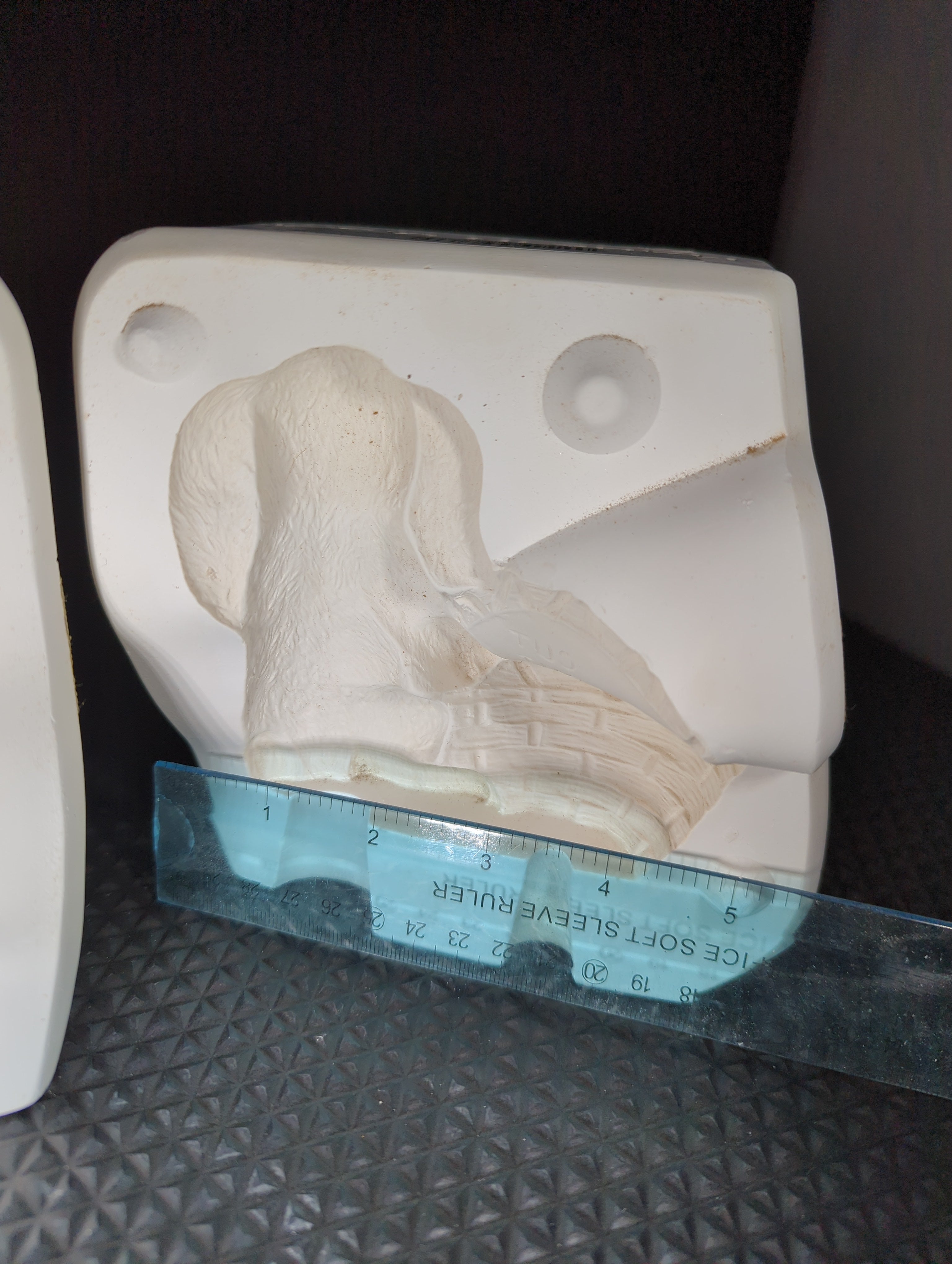 CM0192 - S-2628 Scioto Small Bunny with Basket